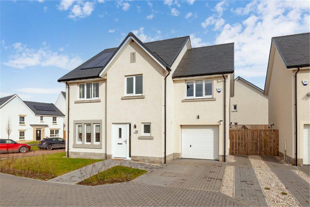 19 Norwal Drive, West Craigs, EH12 0ED