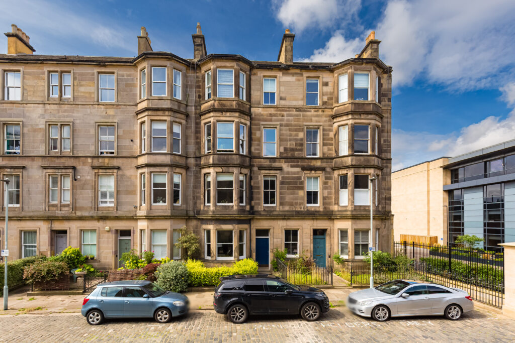 2F1, 21 Perth Street, New Town, EH3 5DW