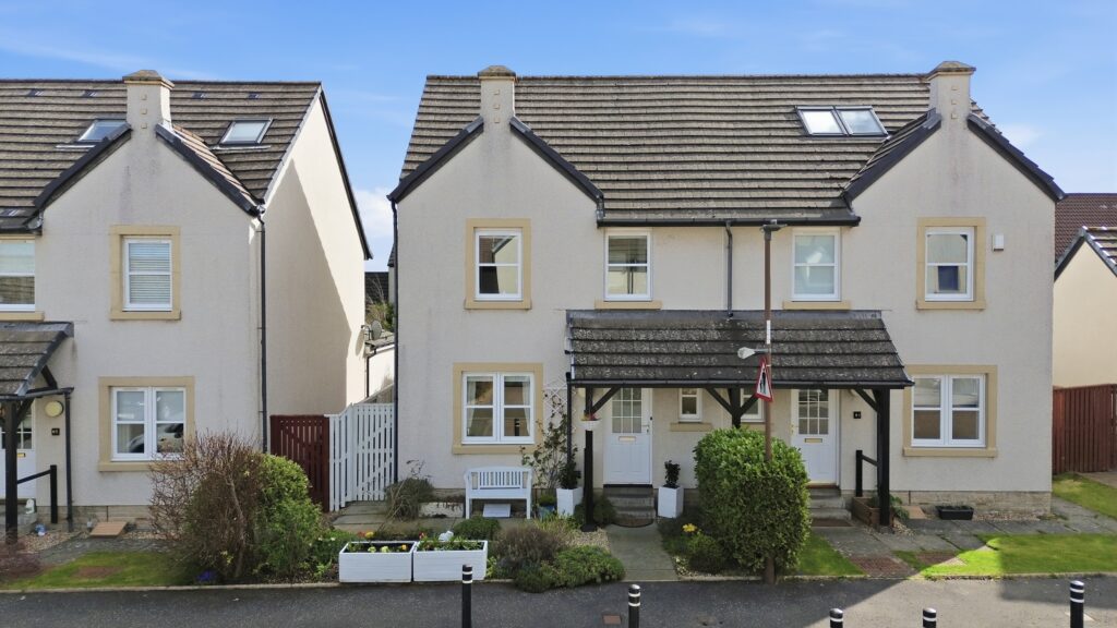 82 Bonaly Wester, Bonaly, Edinburgh, EH13 0RQ
