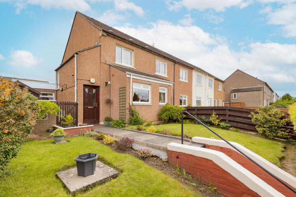 24 Gilmerton Dykes Avenue, Edinburgh, EH17 8ND