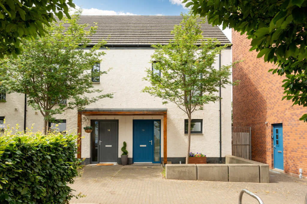 14 Tudsbery Avenue, Edinburgh, EH16 4GX