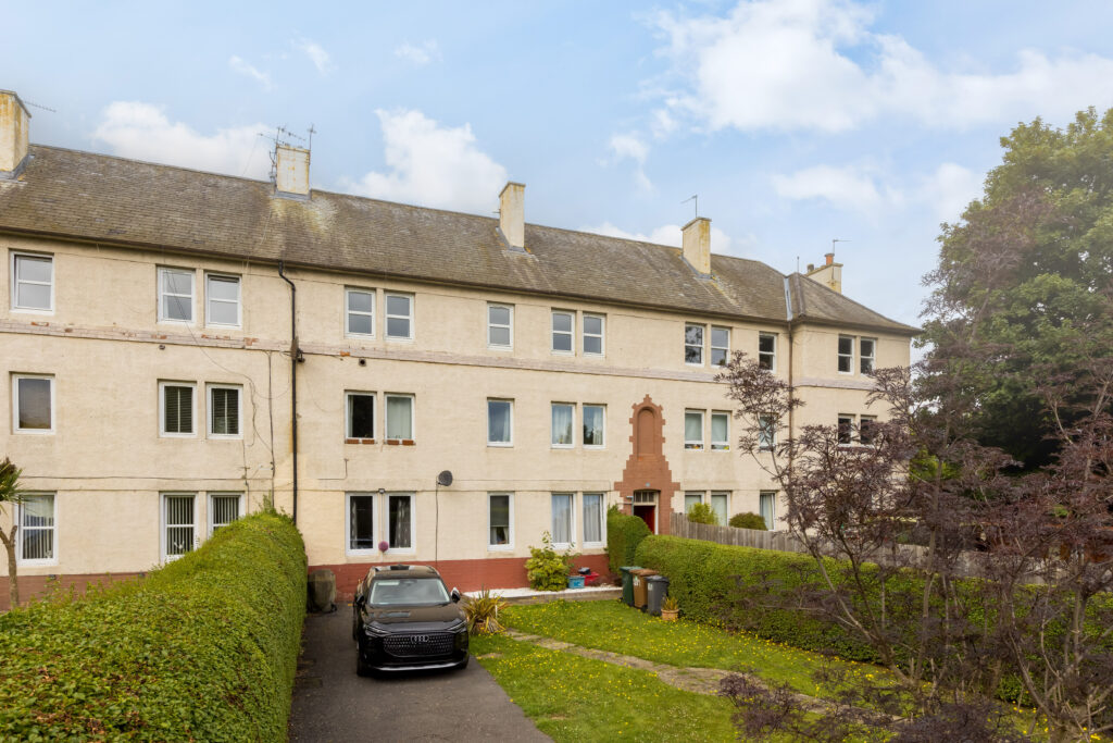 52/5 Boswall Avenue, Edinburgh, EH5 2EB
