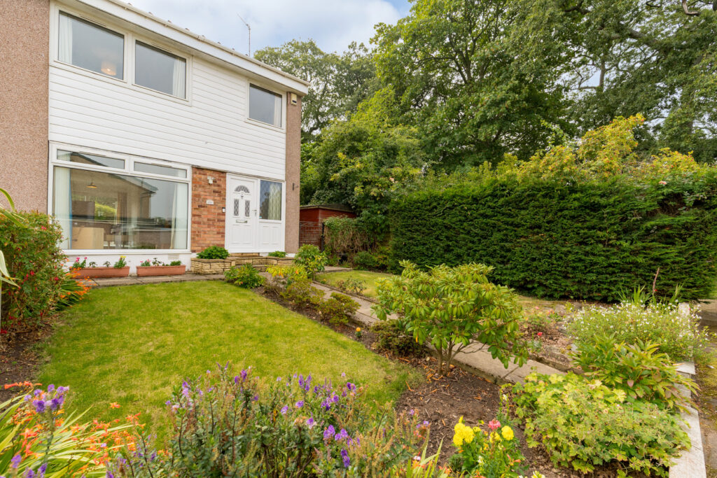 60 The Spinney, Edinburgh, EH17 7LE
