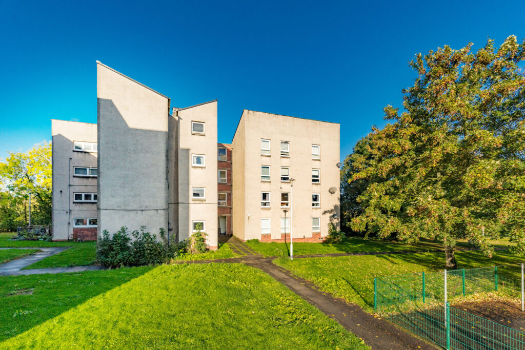 4/6 Kingsknowe Court, Edinburgh, EH14 2JT